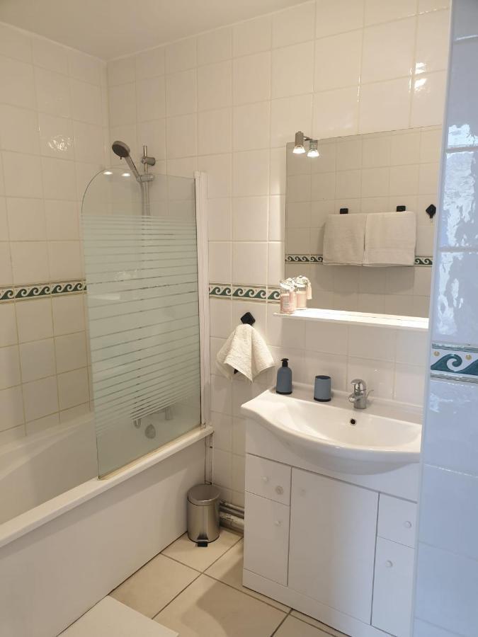 Maison 150M2 Jardin A Louer En Entier, Bordeaux Centre Chartrons, 3 Chambres 3 Salles De Bains 1 Canape-Lit Llllnumero De Telephone Dans L'Annonce Si Questionlll מראה חיצוני תמונה