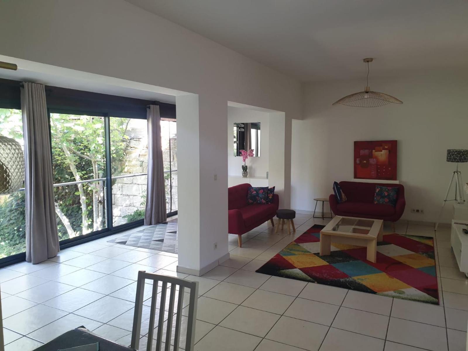 Maison 150M2 Jardin A Louer En Entier, Bordeaux Centre Chartrons, 3 Chambres 3 Salles De Bains 1 Canape-Lit Llllnumero De Telephone Dans L'Annonce Si Questionlll מראה חיצוני תמונה